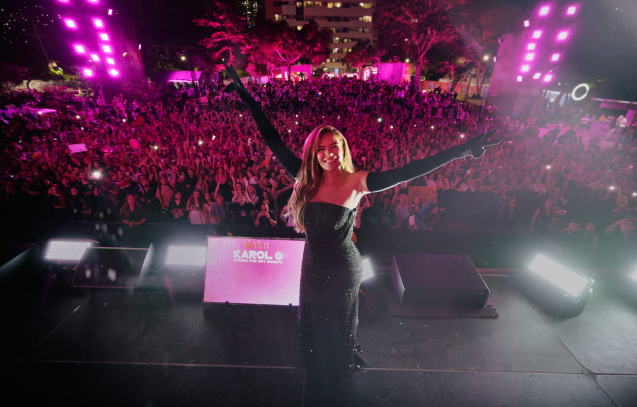 Karol G Evento Medellin. (L to R) Talent Name, Talent Name. Cr. Andrés Mayr / Netflix © 2025