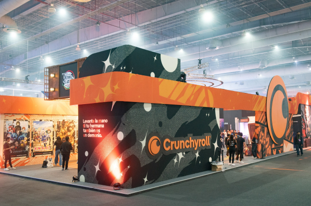 Booth de Crunchyroll durante la CCXP 2025 en Ciudad de México. Foto: Marcos Ferro / Crunchyroll