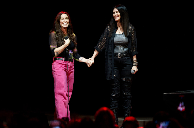 Roma, Auditorium Parco della Musica 24 07 2025ROMA SUMMER FESTALANIS MORISSETTE WITH LAURA PAUSINI©Fondazione Musica Per Roma / foto RICCARDO MUSACCHIO / MUSA*******************NB la presente foto puo' essere utilizzata esclusivamente per l'avvenimento in oggetto o  per pubblicazioni riguardanti Fondazione Musica Per Roma