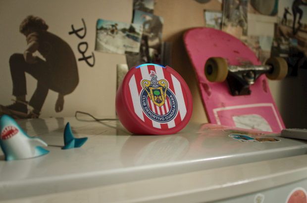 Amazon Alexa - Echo Pop Chivas 03