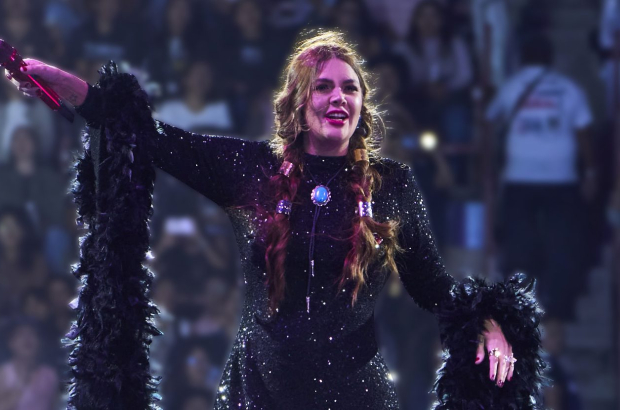 Foto genérica - Para Que Seas Feliz (En Vivo) - Yuridia