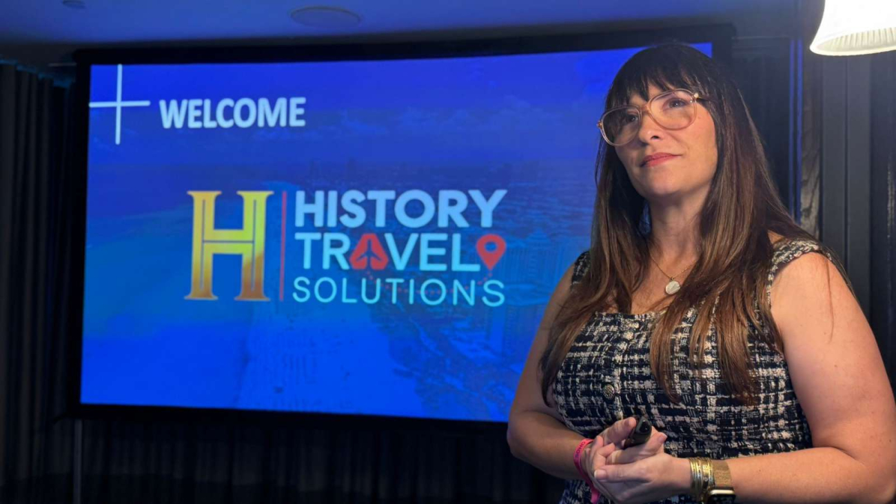 03 DANIELA MARTINEZ EN LANZAMIENTO HISTORY TRAVEL SOLUTIONS 2