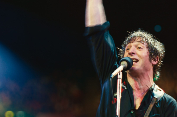 Jeremy Allen White as Bruce Springsteen in 20th Century Studios' SPRINGSTEEN: DELIVER ME FROM NOWHERE. Photo courtesy of 20th Century Studios. © 2025 20th Century Studios. All Rights Reserved.