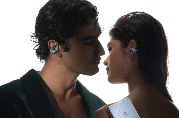 razr-60-buds-loop-Swarovski-2