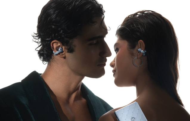 razr-60-buds-loop-Swarovski-2