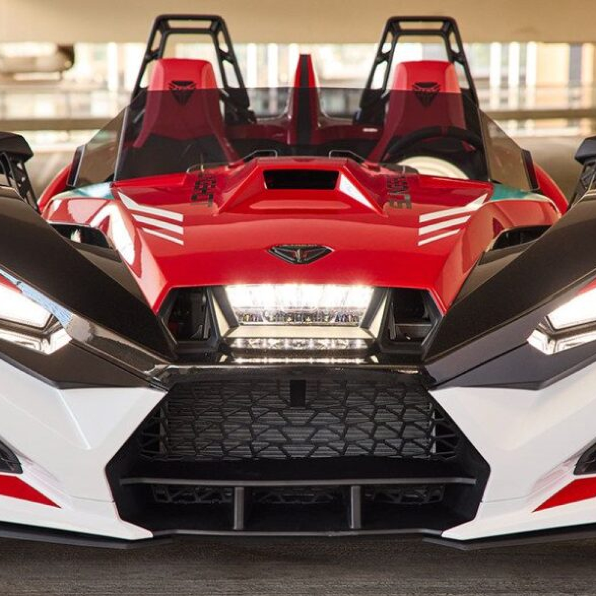 slingshot-10-my25-1068x587-1