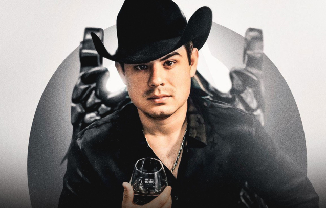 ALFREDO OLIVAS FOTO2