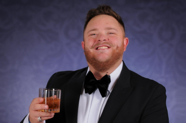 RODRIGO DE LA CADENA FOTO2