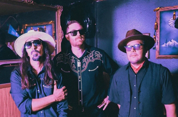 The_Animeros_-_01_-_Credit_Sonny_Loya