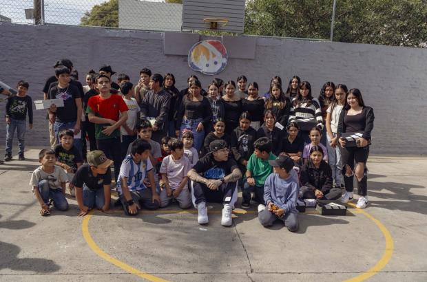 JUNIOR H 2026 MINISTERIOS DE AMOR FOTO2