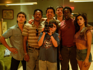 Dear Killer Nannies_ criado por sicarios - D+ - Julián Zuluaga (Rodri), Danharry Colorado (Tina, Rafael Zea (El Dorado), Miguel Ángel García (Juan Pablo Escobar), Andrés Delgado (Kiss), Julián Diaz (Lagaña) & Juan