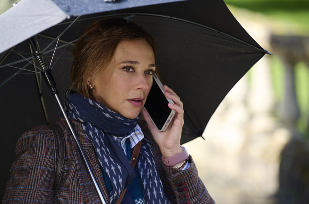 Rashida Jones in IN THE BLINK OF AN EYE. Photo by Searchlight Pictures/Kimberley French, Courtesy of Searchlight Pictures. © 2025 Searchlight Pictures. All Rights Reserved.