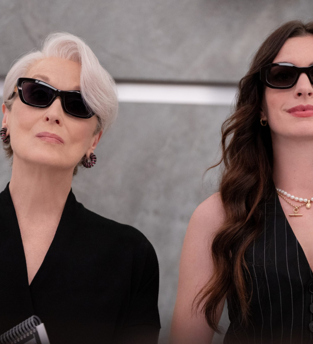 (L-R): Miranda Priestly (Meryl Streep) and Andie Sachs (Anne Hathaway) in 20th Century Studios' THE DEVIL WEARS PRADA 2. Photo by Macall Polay. © 2025 20th Century Studios. All Rights Reserved.