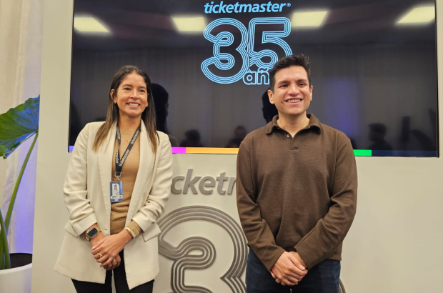 35 Años