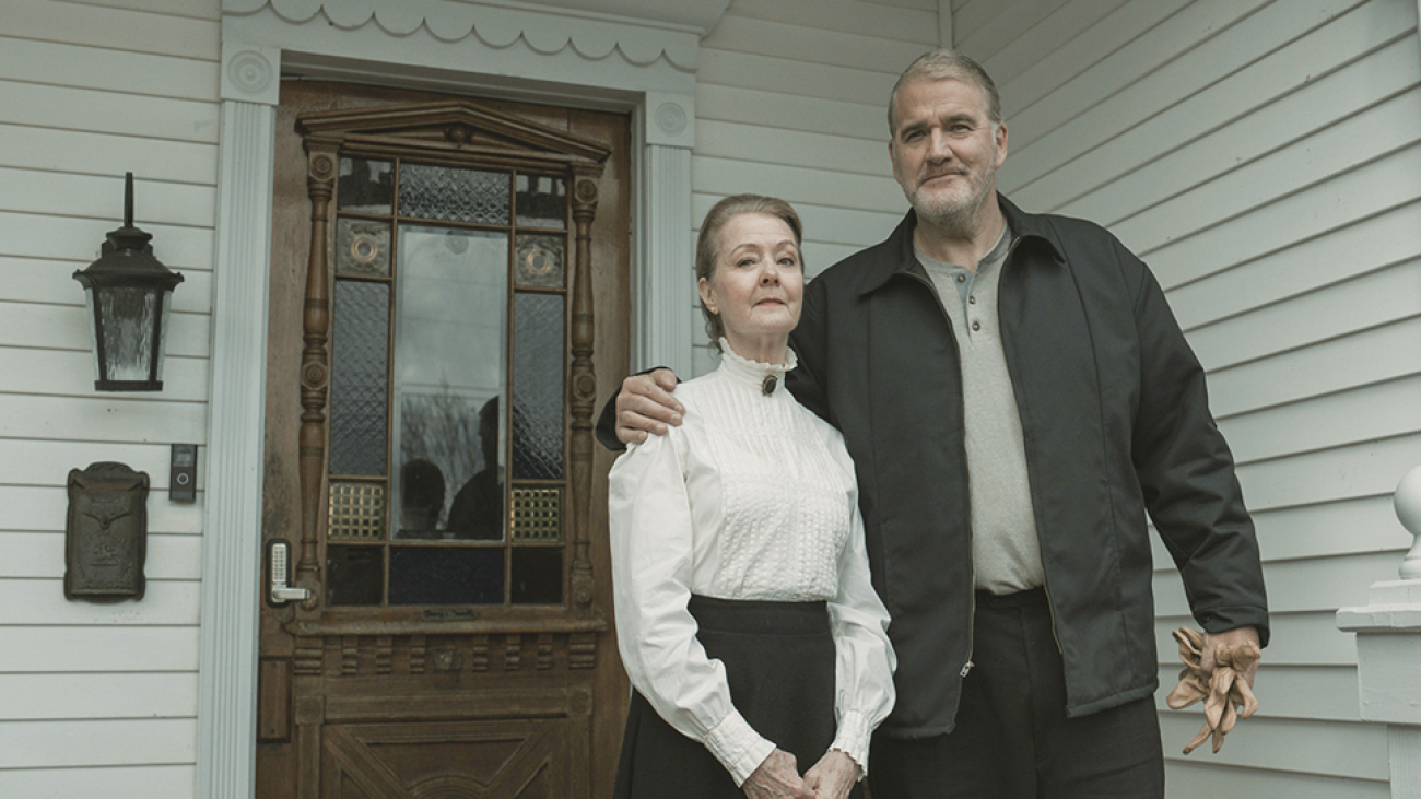 LifetimeMovies-UNA CASA UN SECRETO.jpg