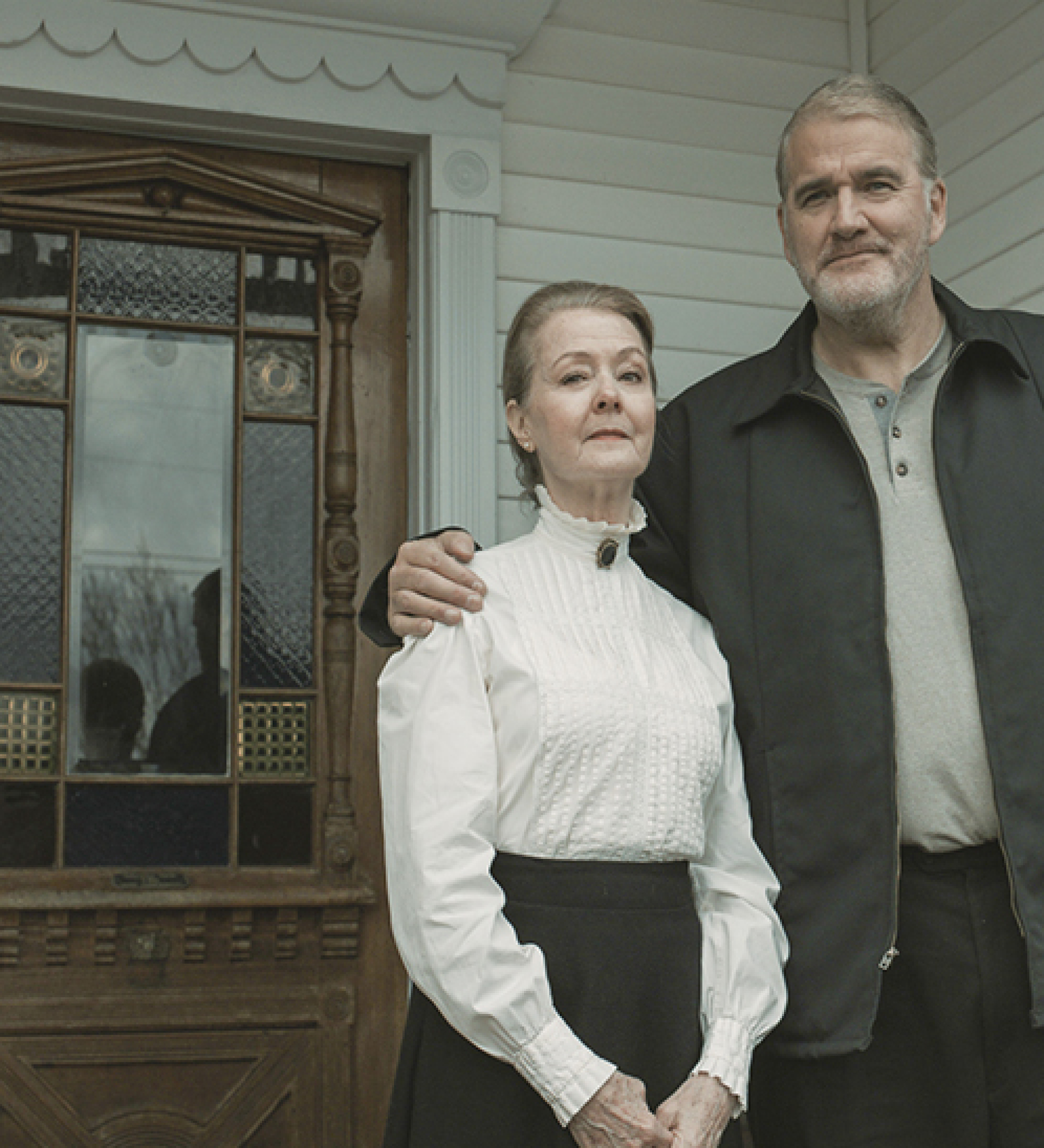 LifetimeMovies-UNA CASA UN SECRETO.jpg
