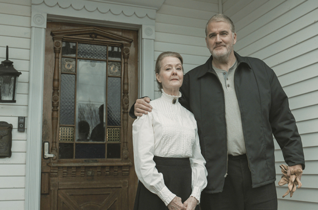 LifetimeMovies-UNA CASA UN SECRETO.jpg